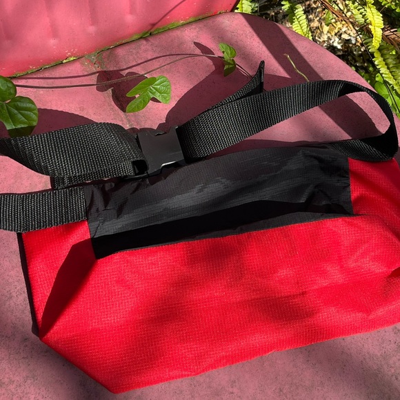 Patagonia Reworked Fanny Pack - Picture 5 of 5